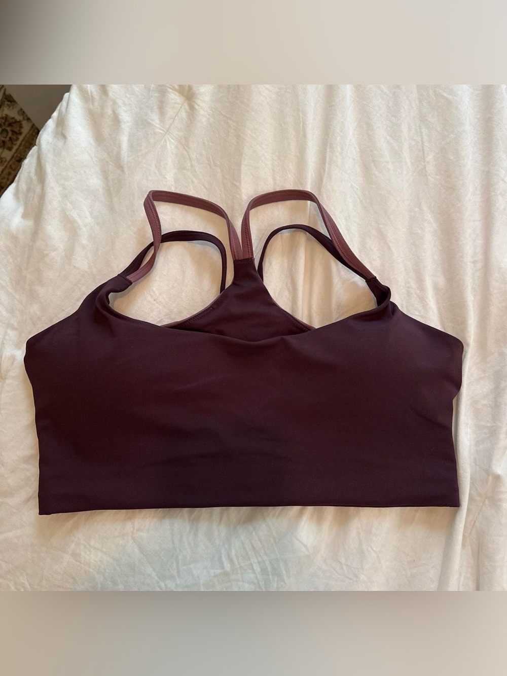 Fabletics two-toned sports bra!